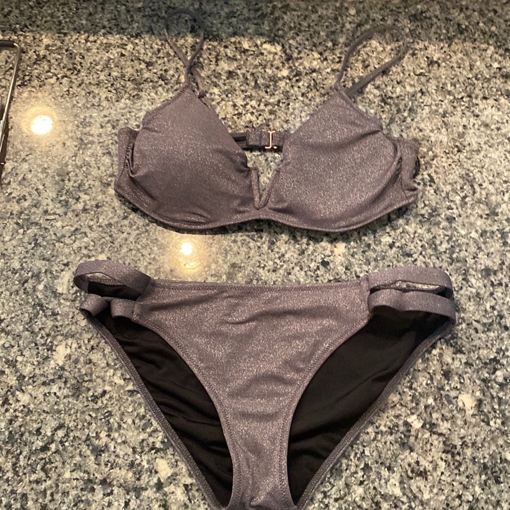 Shades and Shore size 36B new with tags